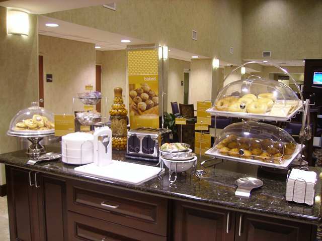 Hampton Inn & Suites Savannah - I-95 South - Gateway Georgetown Ресторант снимка